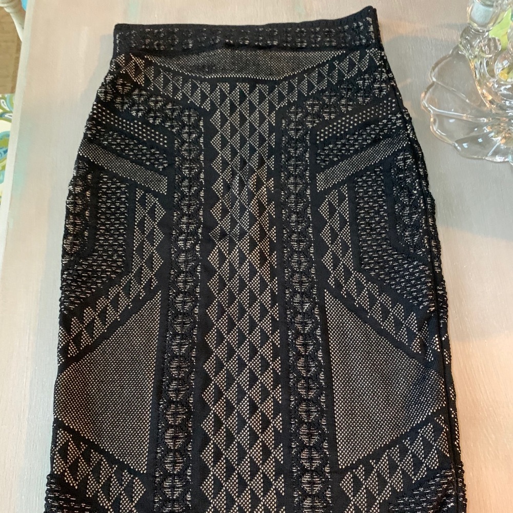 BCBG - Picture 4 of 7